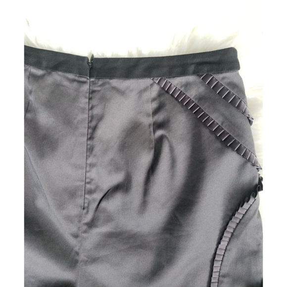 Reiss Cambridge Shorts in High Rise Charcoal Cotton Gray Scalloped Ribbon - Picture 7 of 11